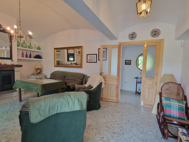 Finca rústica con dos viviendas, piscina y 56.000 m2 de tierras de regadío a 10 minutos de Jerez — 8