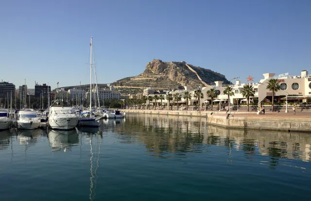 APARTAMENTO  A 700 METROS DEL MAR — 31