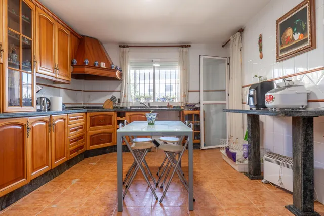 VIVIENDA UNIFAMILIAR ADOSADA EN OGIJARES — 17