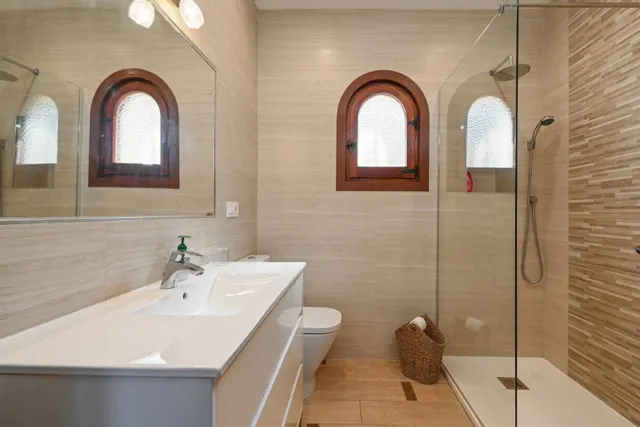 Villa Bosque. Villa de cinco dormitorios en venta en Jávea. — 8
