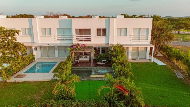 Exclusiva Residencia con Ubicación Privilegiada - Con Campo de Golf ⛳ — 23