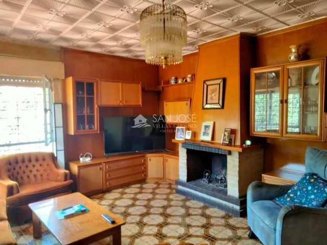 SE VENDE CHALET EN HONDON DE LOS FRAILES — 7