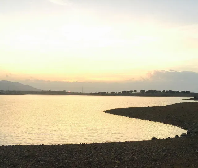 VIVIENDA CON VISTAS LAGO SIERRA BOYERA — 29