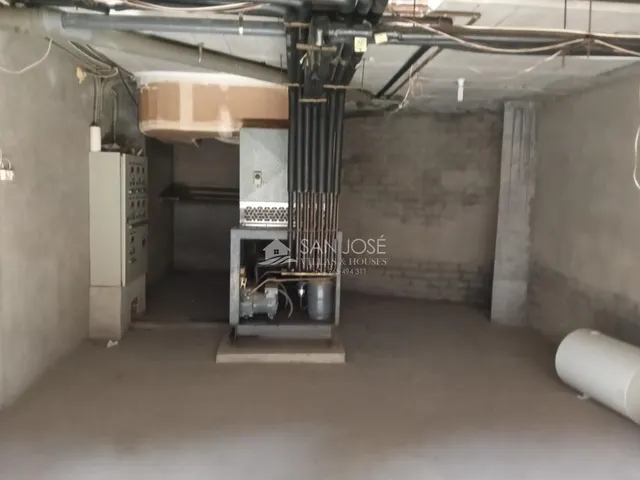 Se vende local comercial con sotano preparado para supermercado en buena zona de Aspe — 15