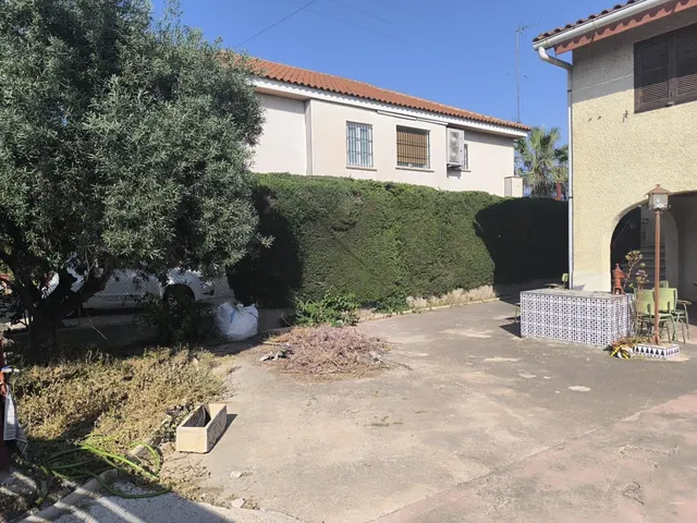 Casa independiente con parcela, 5 dormitorios y garaje en Alquerías (Murcia) — 15