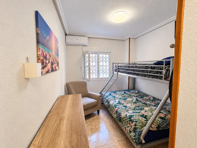 PLANTA BAJA - 2 DORMITORIOS - 2 BAÑOS - 87M2 - PATIO — 19