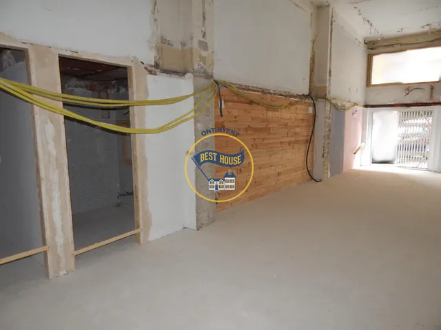 AMPLIO LOCAL COMERCIAL EN ONTINYENT — 6