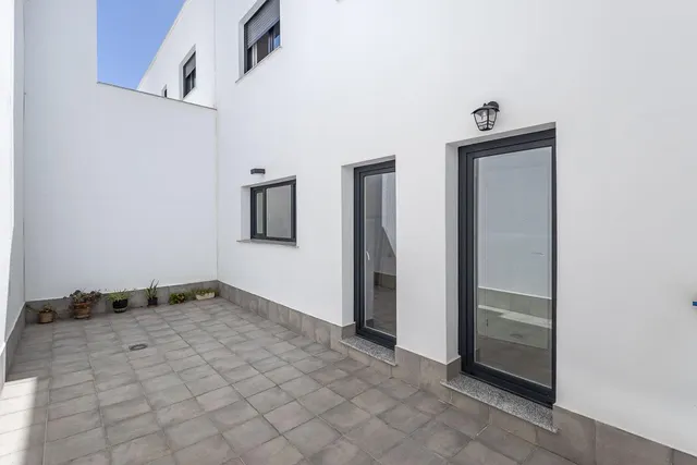 Vivienda de lujo en Urbanización SERRALLO HILLS. — 19