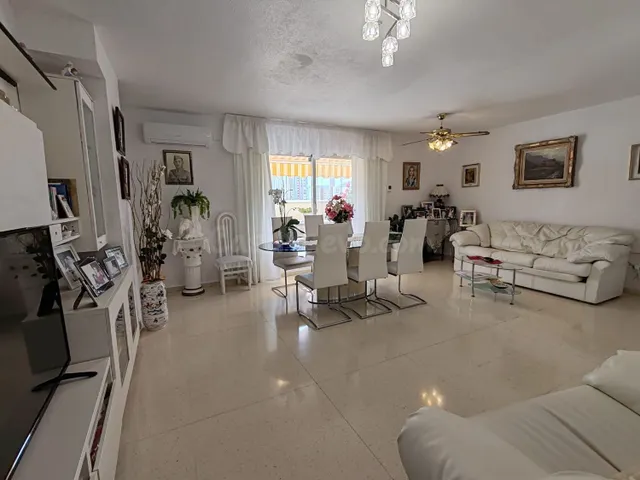 Piso 3 habitaciones 112m² en venta - Pueblo Levante — 5