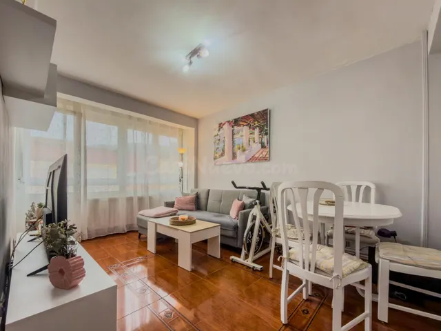 PISO EXTERIOR Y LISTO PARA ENTRAR A VIVIR EN LA PENILLA - foto 3
