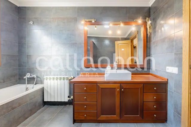 Exclusivo Chalet en Torre en Conill — 45