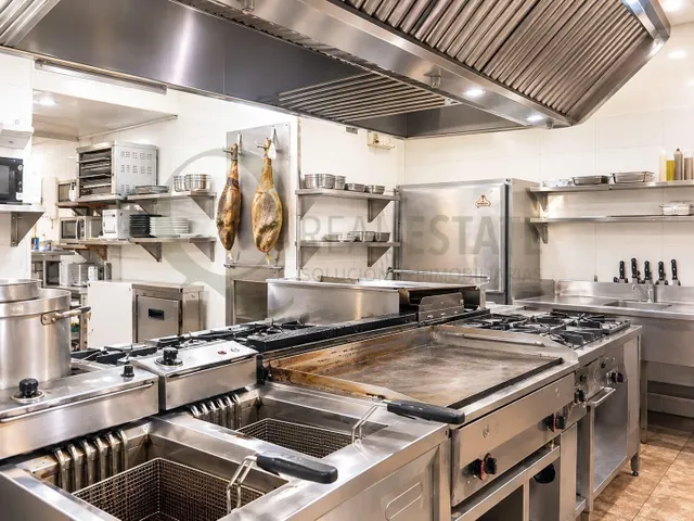 RESTAURANTE EN FUNCIONAMIENTO + LOCAL EN PROPIEDAD | SAN VICENTE DEL RASPEIG — 13