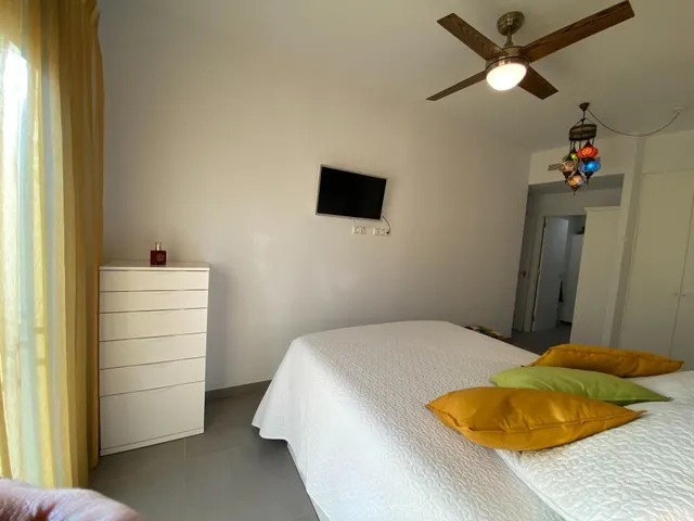 Alquiler de Piso 3 Dormitorios 2 Baños Vista al Mar — 29