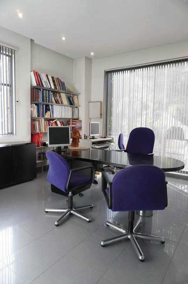 Local comercial 164m² en alquiler - Juan Carlos I — 15