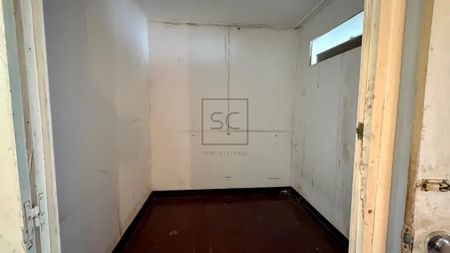 Casa adosada, para reformar en Neda. — 27