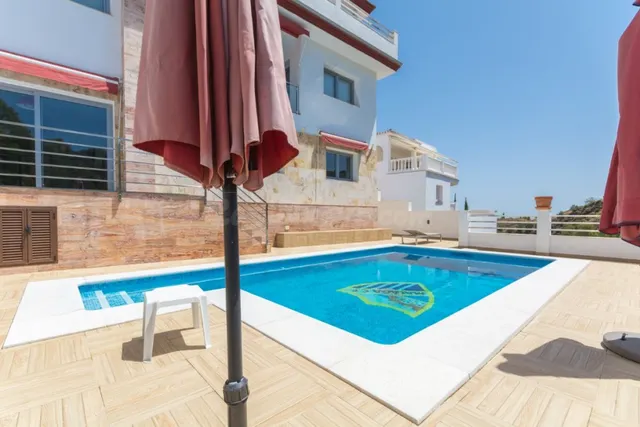 Chalet 5 habitaciones 363m² en venta - Riviera del sol - foto 2