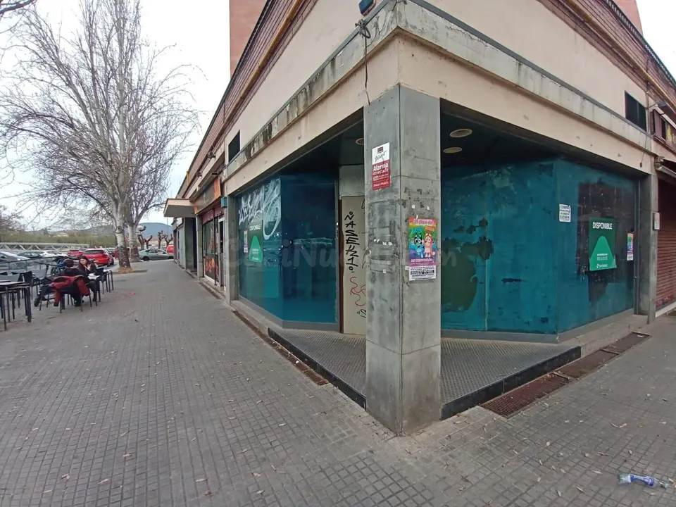 Local comercial en cerdanyola del valles