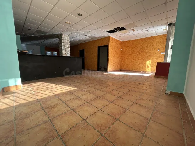 Local comercial 140m² en venta - Villamartin — 5