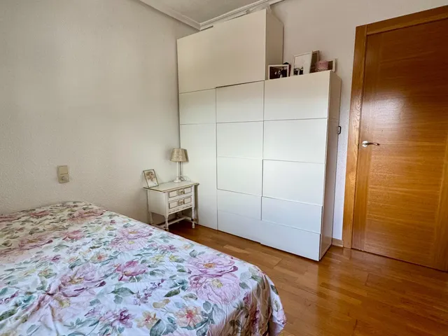 Piso 3 dormitorios con garaje en El Barrio del Carmen — 18