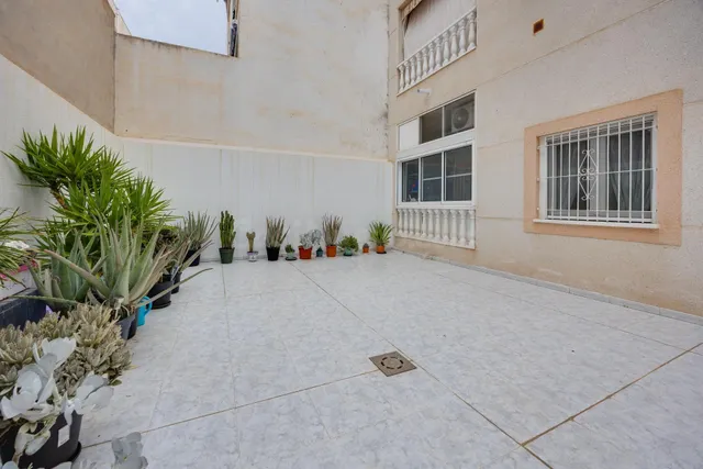 Apartamento reformado de un dormitorio en la Playa de los Locos — 7