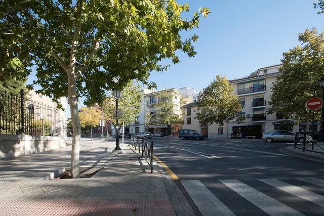 SOLAR URBANO PLURIFAMILIAR — 2