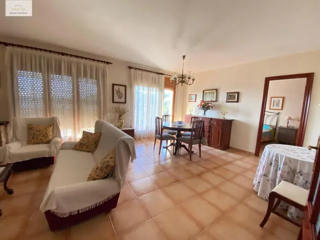 Fantàstica casa amb jardí a la urbanització de Sant Carles, La Roca del Vallès. — 4