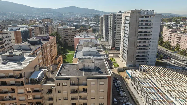 Apartamento 3 habitaciones 136m² en venta - São Victor — 23