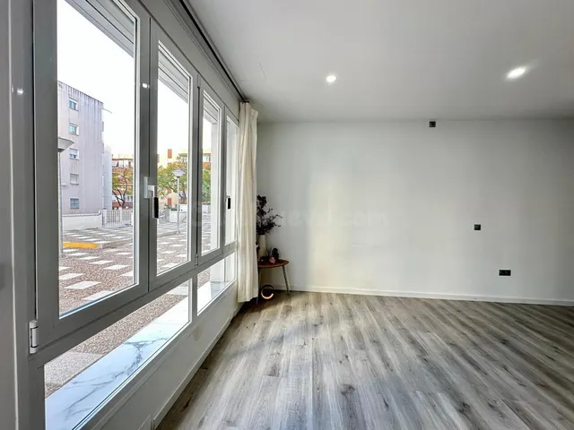 Planta baja 103m² en venta - Centro - foto 5