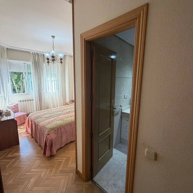 Urbanizacion privada con piscina, 4 dormitorios, 2 baños y posibilidad de adquirir una plaza de garaje doble — 30