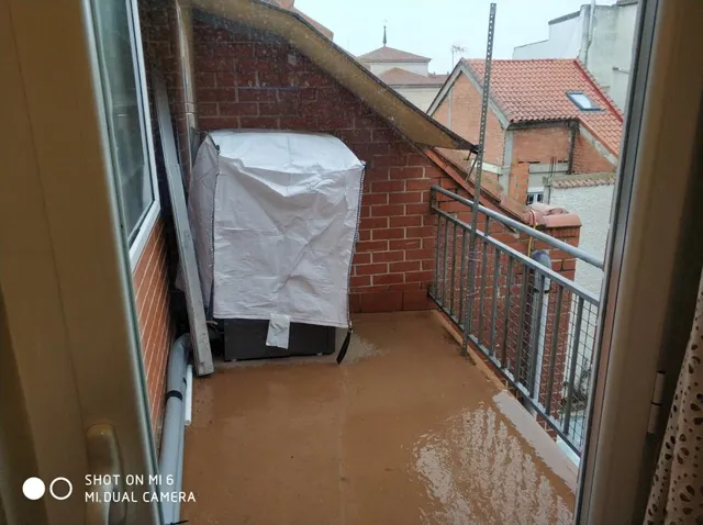 SE VENDE AMPLIO PISO EN EL CENTRO DE VALENCIA DE DON JUAN, 135 M2. PARA ENTRAR A VIVIR. — 22