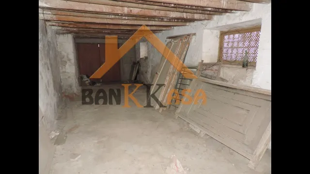 SE VENDE CASA ANTIGUA EN BERJA ZONA MERCADO DE ABASTOS — 40