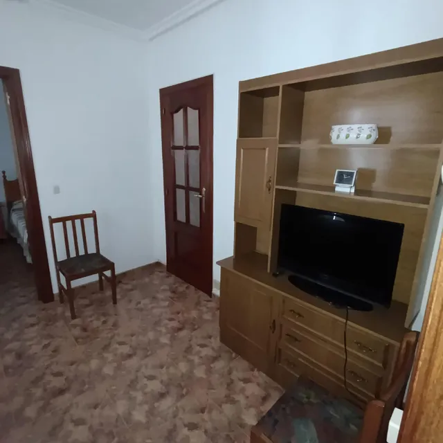 CASA PARA ENTRAR A VIVIR CON PATIO — 11