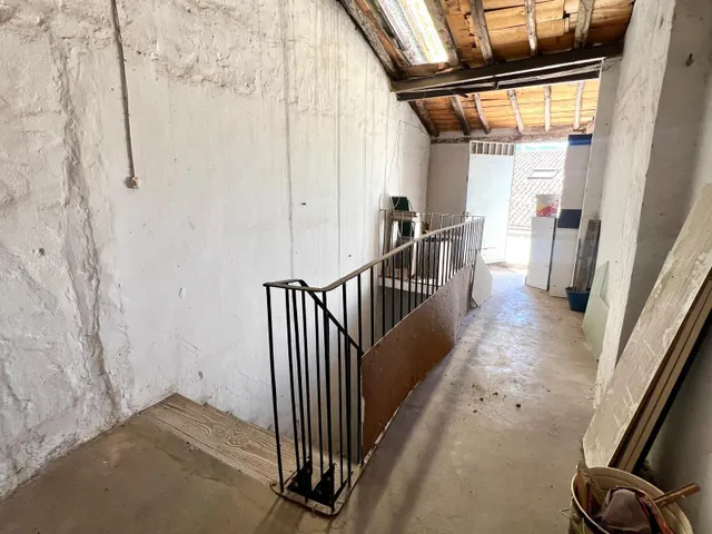 CASA EN LA CALLE DEL SOL — 24