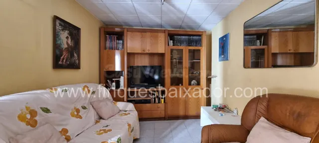 ¡FINQUES BAIXADOR PRESENTA ESTA CASA DE PUEBLO ESQUINERA EN  - foto 3