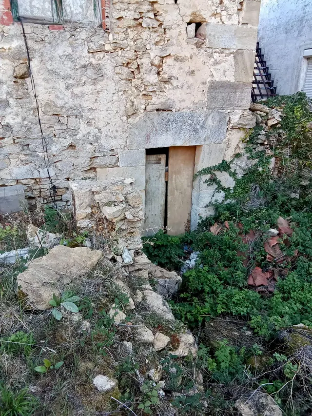 Casa de piedra con encanto y gran potencial turístico en san martín de las ollas — 15