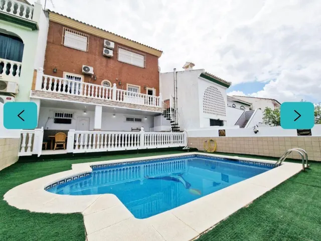 OPORTUNIDAD ! MAGNIFICO PAREADO EN PUERTO DE LA TORRE — 37