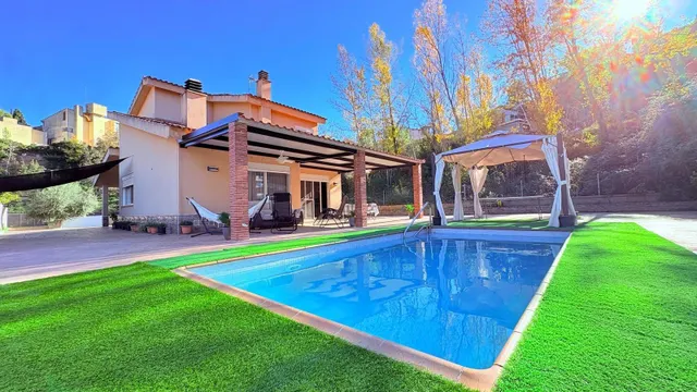 Elegància, Espai i Confort en una Casa Exclusiva a Can Font — 29