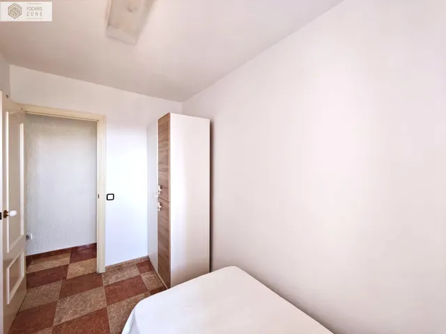 VIVIR JUNTO AL MAR CON TODO MÁLAGA A TU ALCANCE — 11