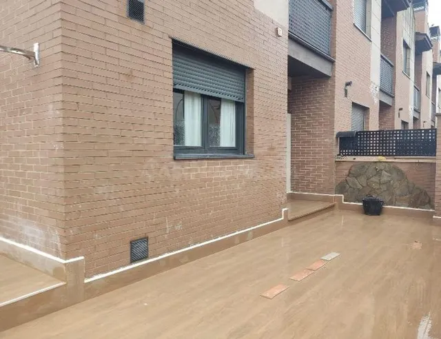 PRECIOSO CHALET ADOSADO A 500 METROS DEL CENTRO – 199.999 € — 4