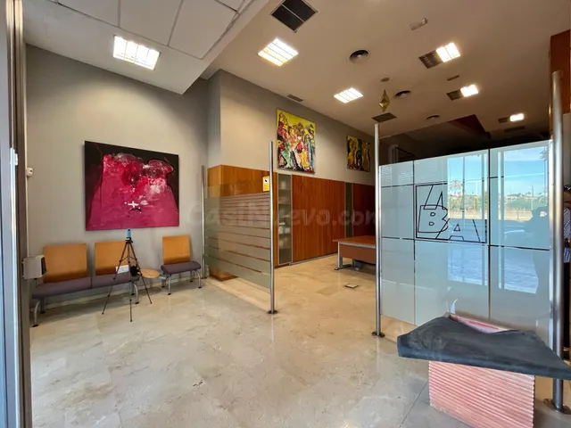 Local comercial 2 habitaciones 449m² en venta - Ortega y Gas - foto 2