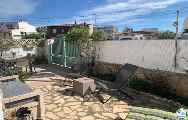 Bonita Casa 3 dormitorios con jardin a Santa Margarita-Roses - foto 4