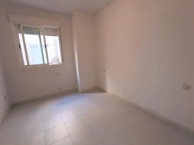 Piso luminoso y amplio en la Cañada — 18