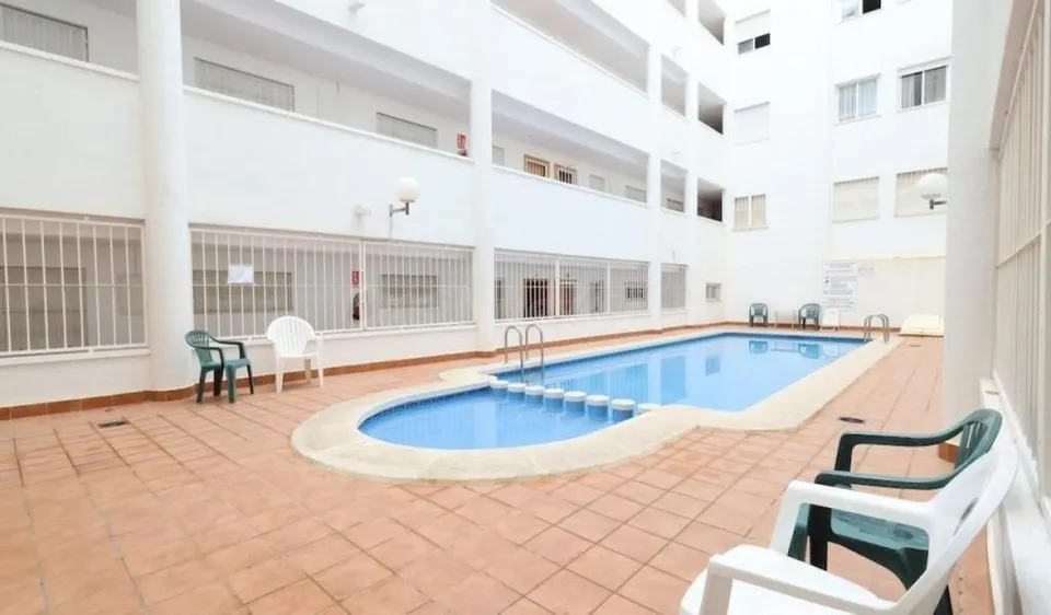 Apartamento de 2 dormitorios en Torrevieja, Alicante (Costa Blanca)