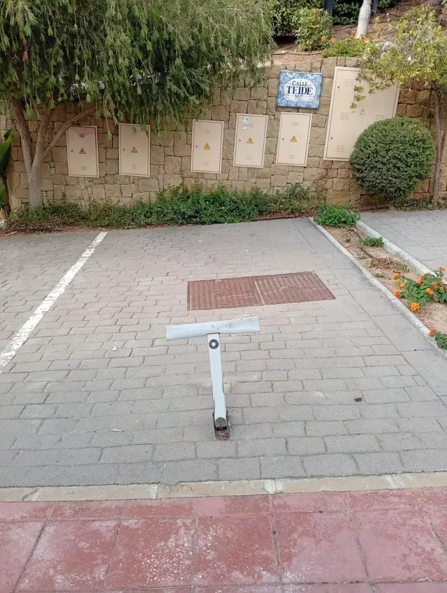 Plaza de garaje exterior, Benalmádena, Málaga — 3