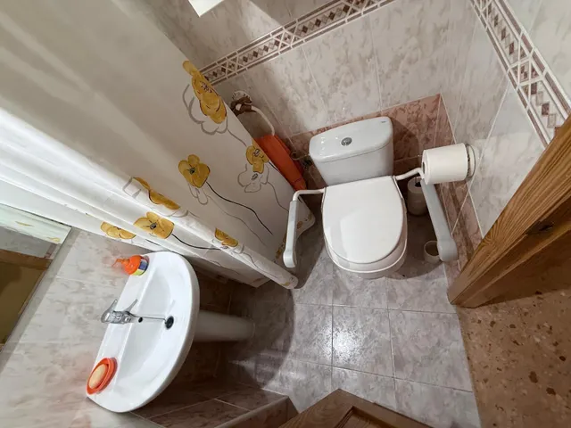 VIVIENDA SEMINUEVA JUNTO AL HOSPITAL GENERAL DE ALICANTE. — 12