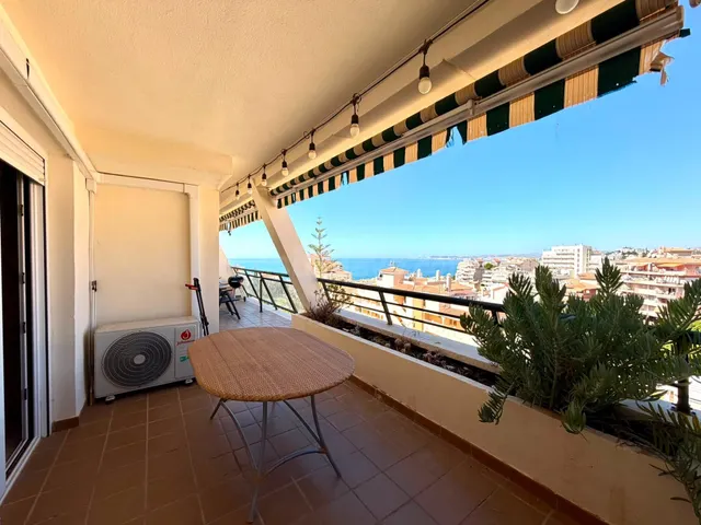 Amplio ático con solárium de 45m2 y vistas panorámicas al ma - foto 4