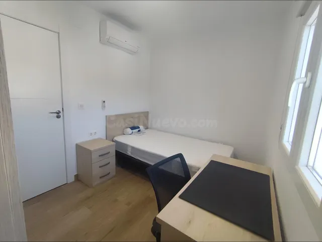 PISO REFORMADO EN ALQUILER POR habitaciones | 4 habitaciones — 4