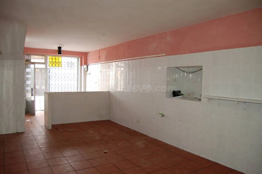 LOCAL COMERCIAL 70 m2