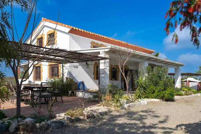 Finca rústica 3 habitaciones 233m² en venta - Marbella — 2