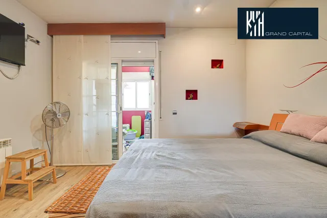 CASA EN SILS — 28